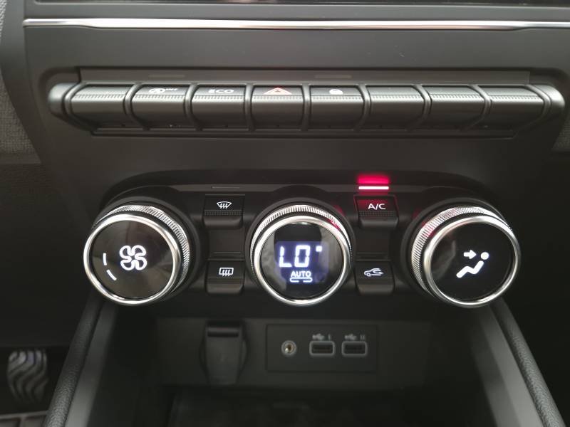 Mitsubishi Colt - Photo 16