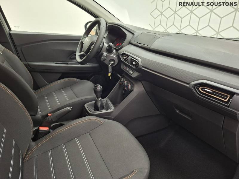 Dacia Sandero - Photo 28