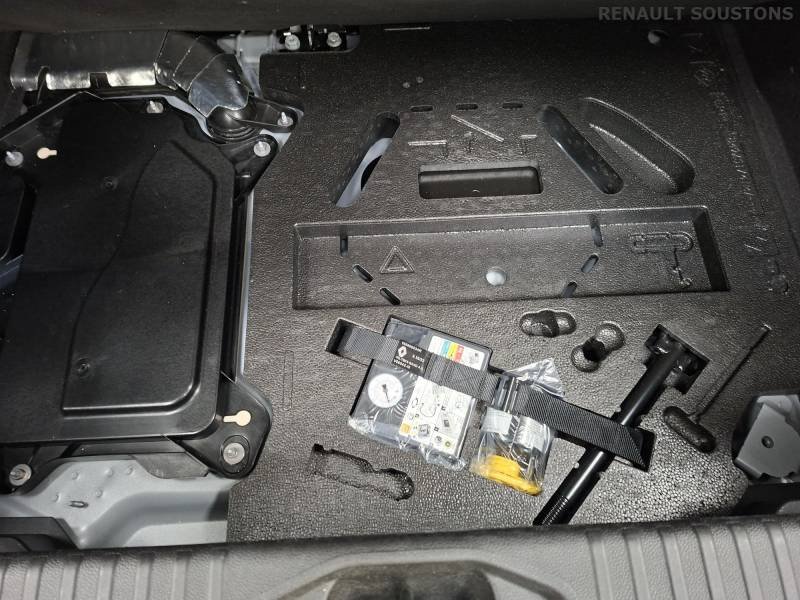 Renault Clio - Photo 22