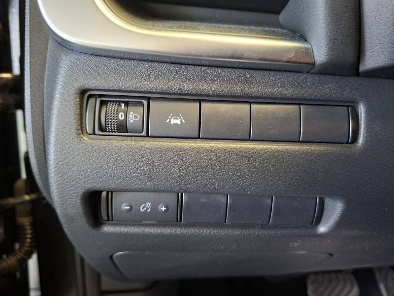 Nissan Qashqai - Photo 24