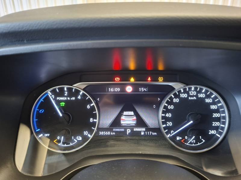 Nissan Qashqai - Photo 31