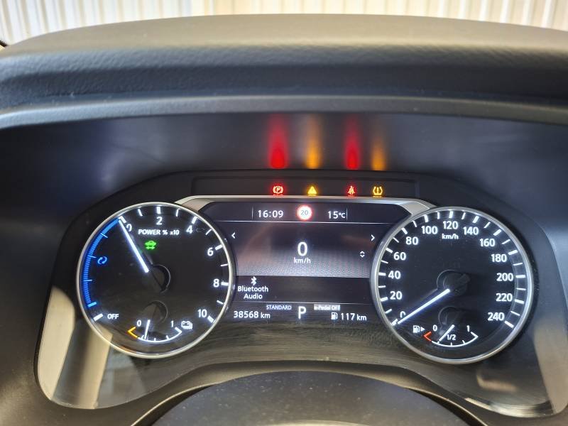 Nissan Qashqai - Photo 32