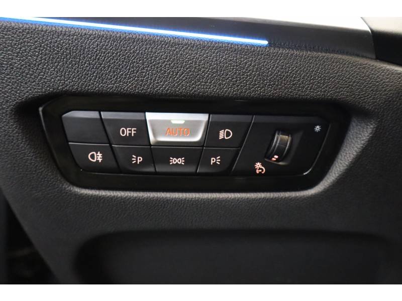 BMW Série 3 - Photo 12