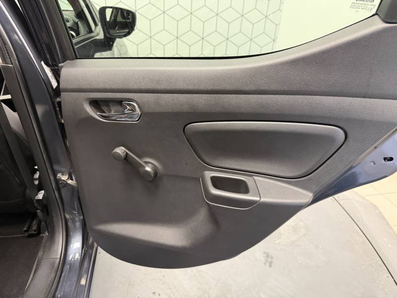 Nissan Micra - Photo 22