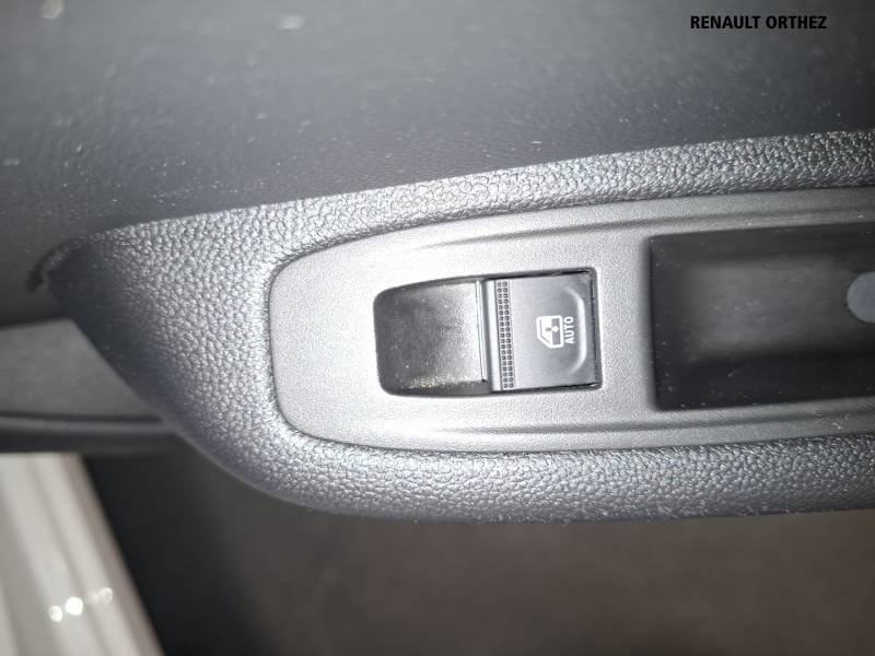 Renault Clio - Photo 15