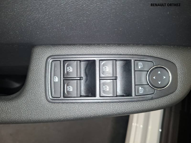 Renault Clio - Photo 23