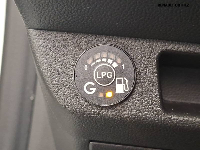 Renault Clio - Photo 32