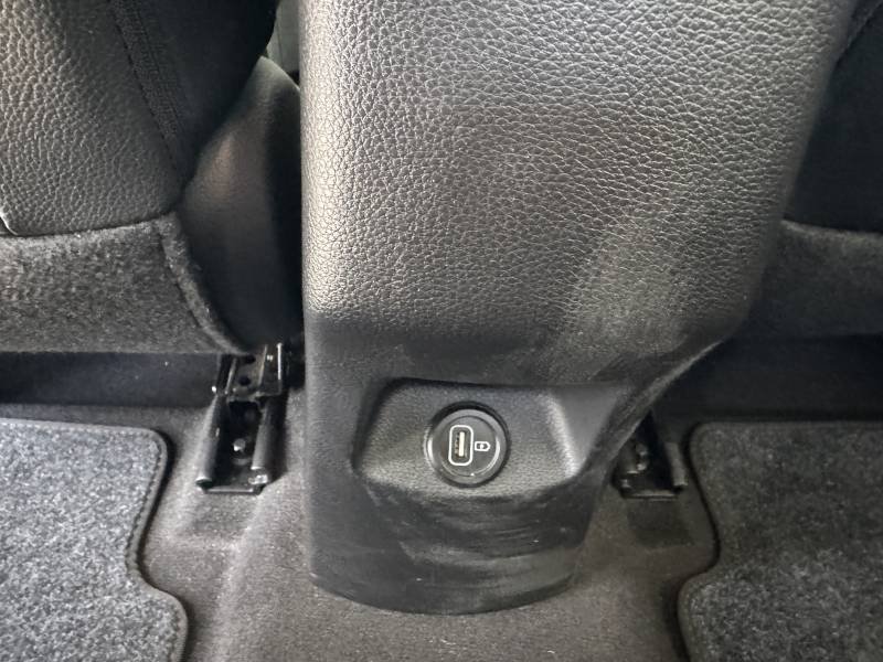 Kia Stonic - Photo 31