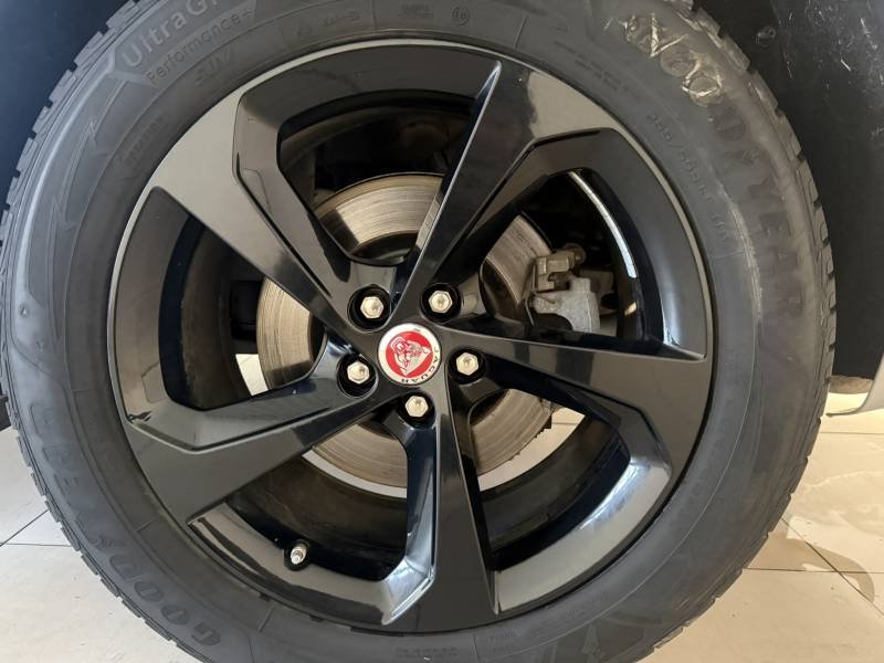Jaguar F-Pace - Photo 13