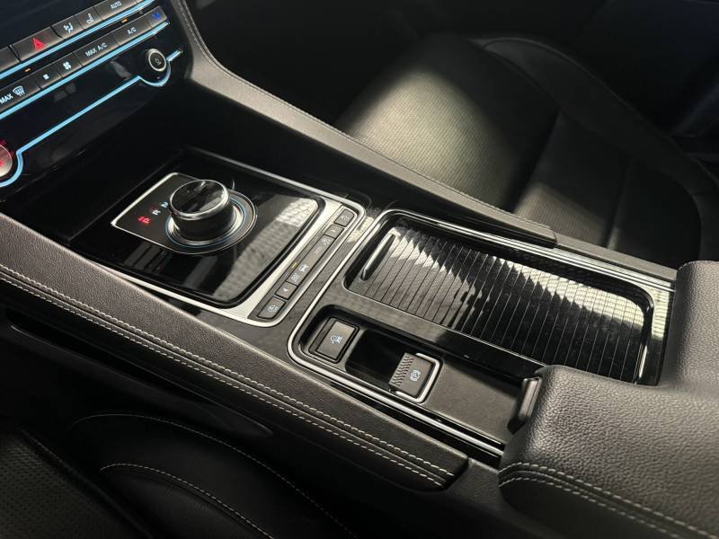 Jaguar F-Pace - Photo 30