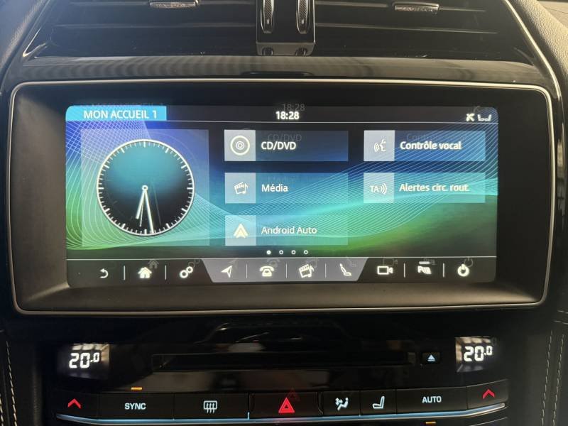 Jaguar F-Pace - Photo 32