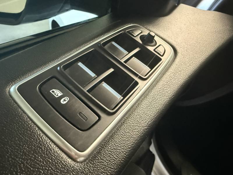 Jaguar F-Pace - Photo 37