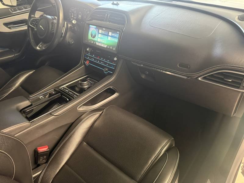 Jaguar F-Pace - Photo 43