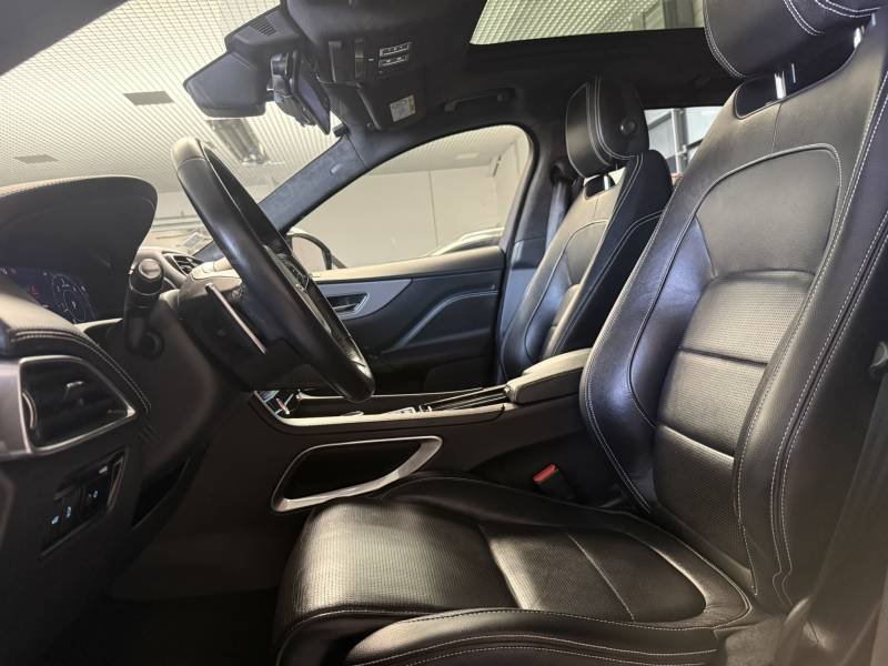Jaguar F-Pace - Photo 9