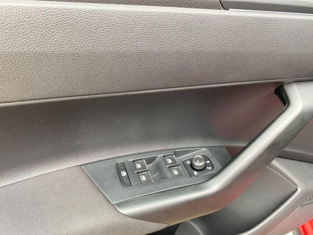 Volkswagen Polo - Photo 15