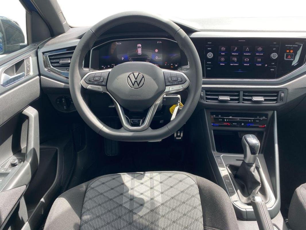 Volkswagen Polo - Photo 24