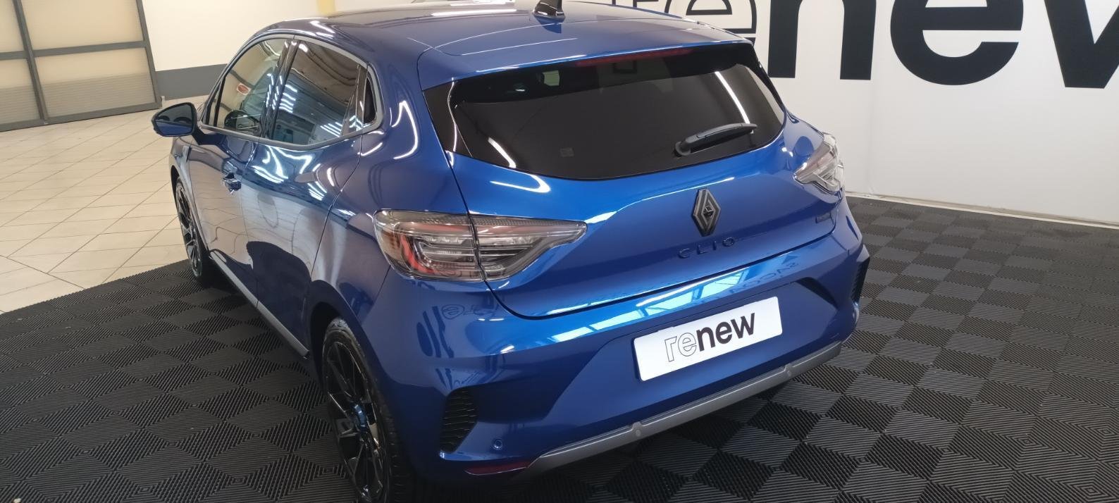 Renault Clio - Photo 18