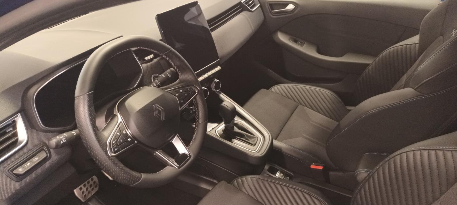 Renault Clio - Photo 2