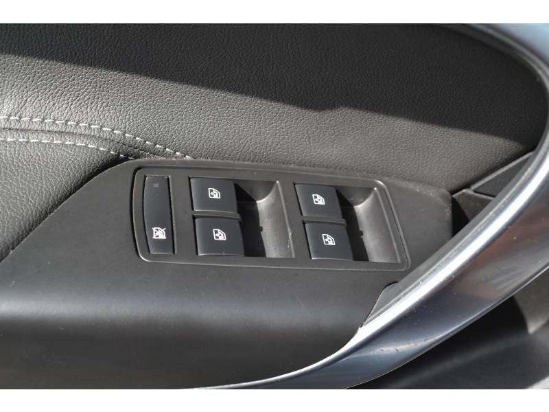 Opel Insignia - Photo 23
