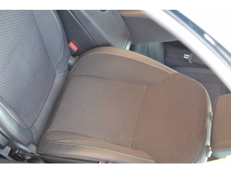 Opel Insignia - Photo 25