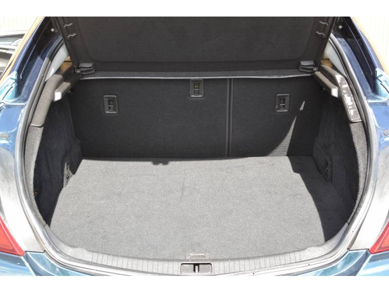 Opel Insignia - Photo 28