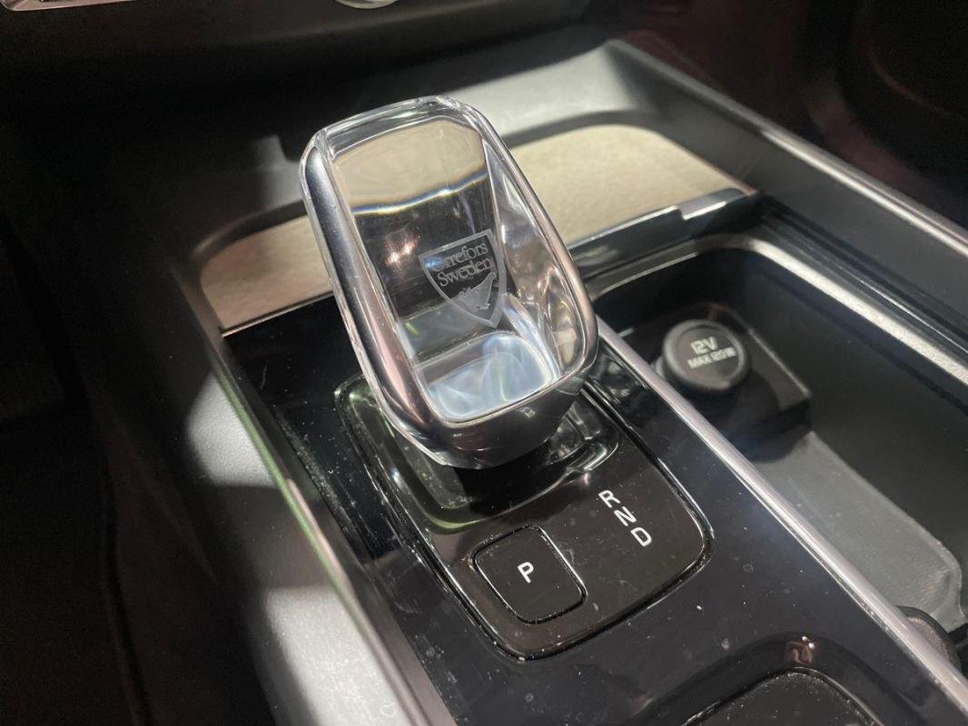 Volvo XC60 - Photo 11