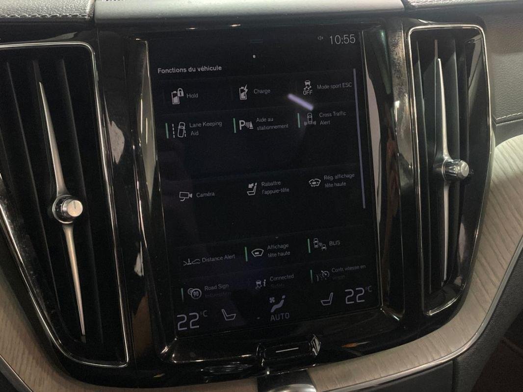 Volvo XC60 - Photo 18