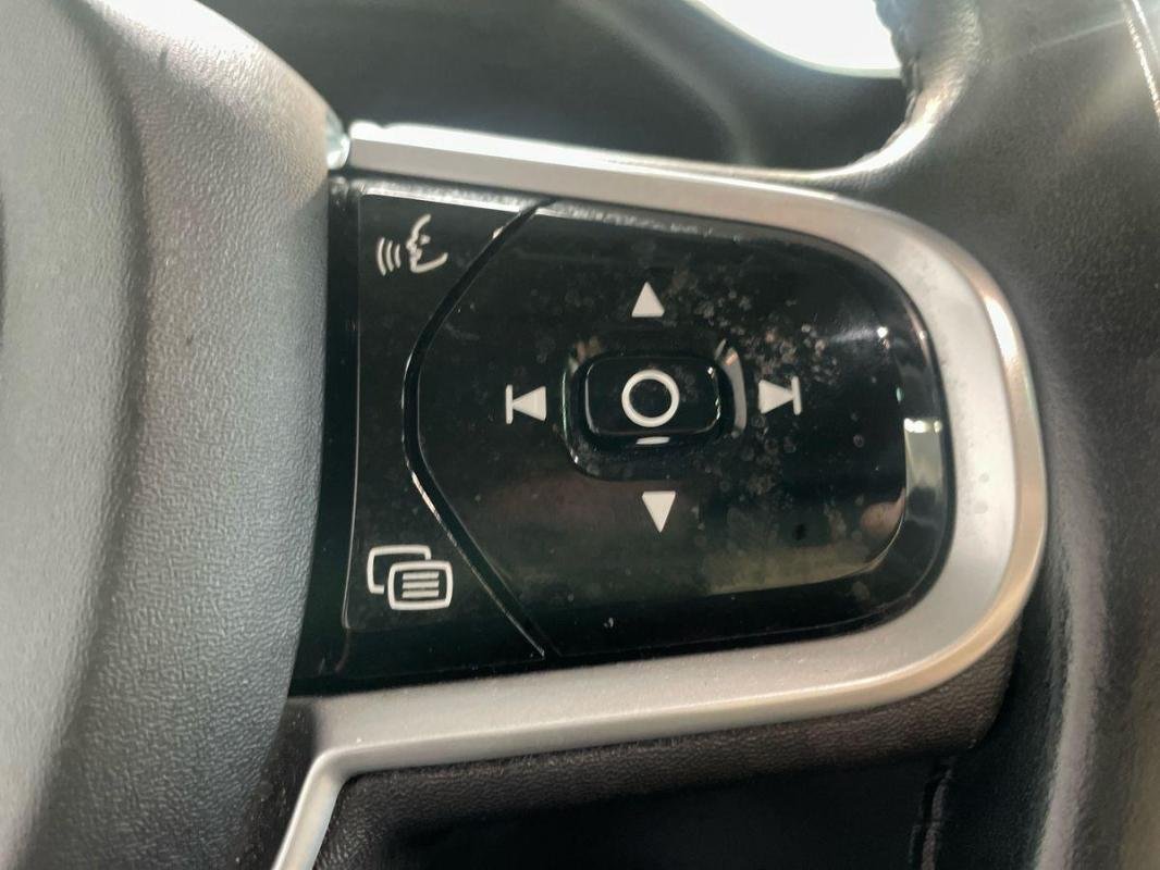 Volvo XC60 - Photo 20
