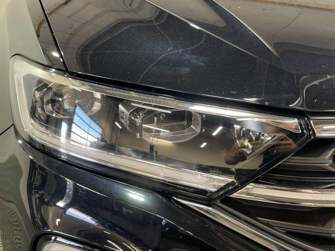 Volkswagen T-Roc - Photo 25