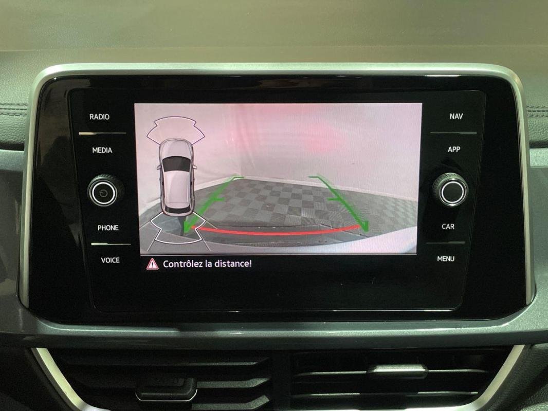 Volkswagen T-Roc - Photo 18