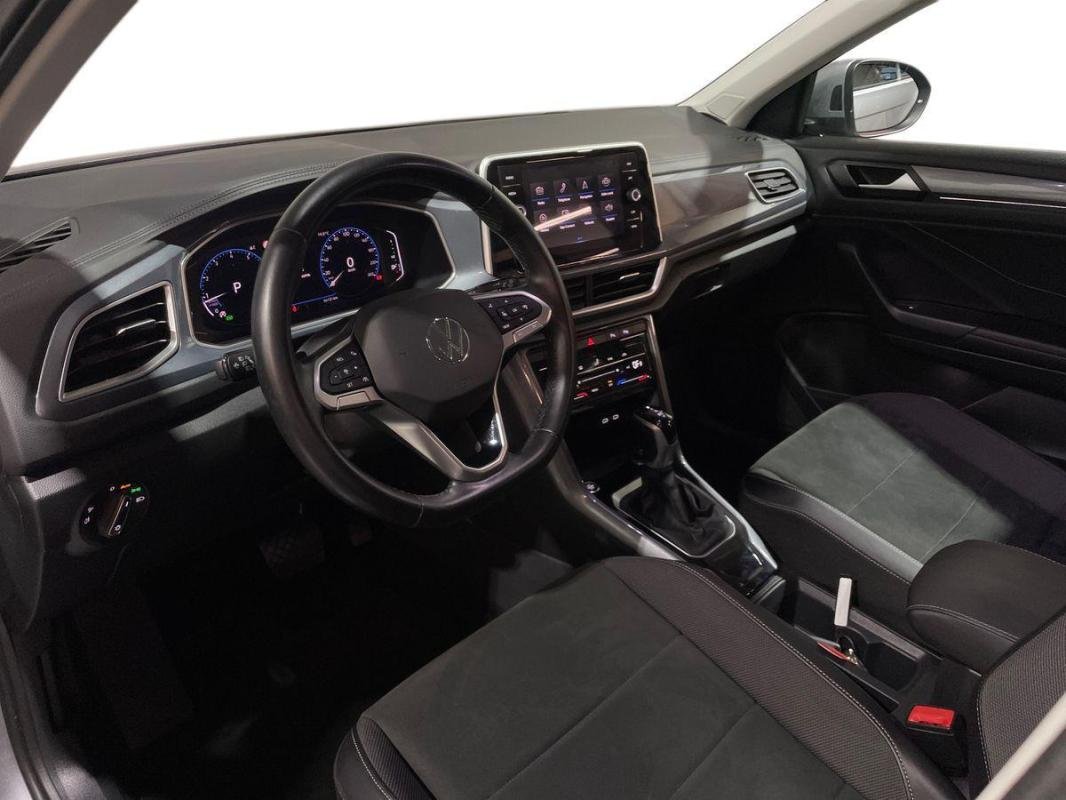Volkswagen T-Roc - Photo 9