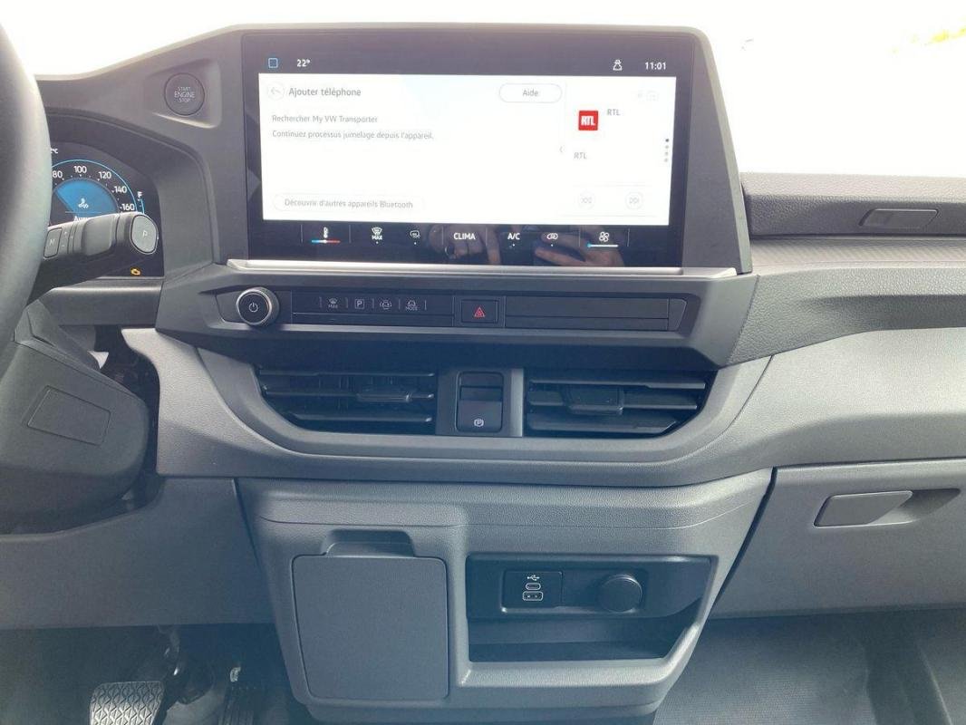 Volkswagen Transporter - Photo 21