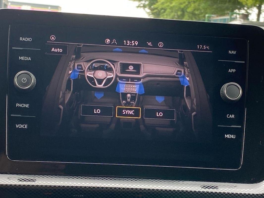 Volkswagen T-Cross - Photo 19