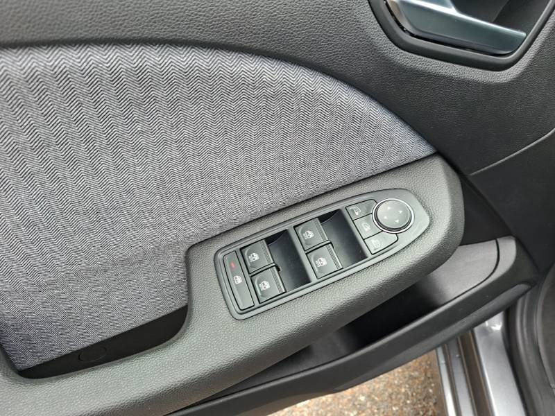 Renault Clio - Photo 24