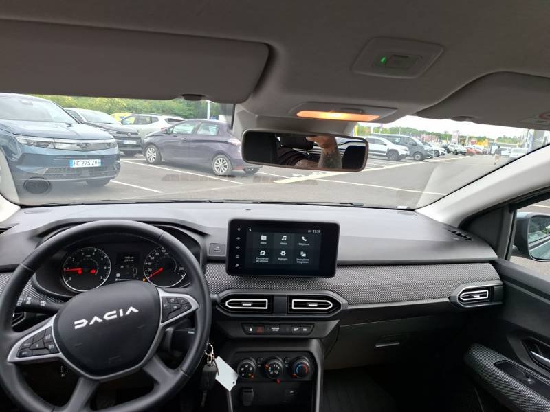 Dacia Sandero - Photo 11