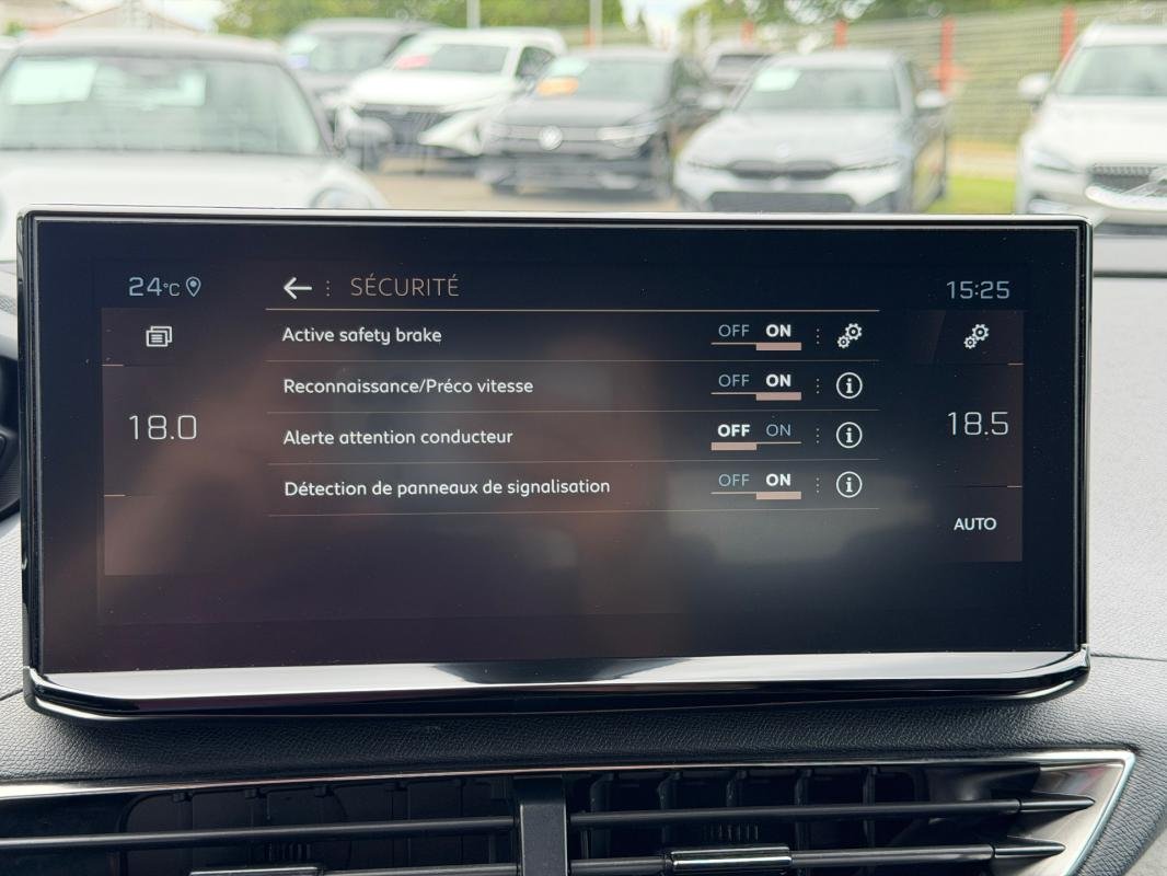 Peugeot 3008 - Photo 15