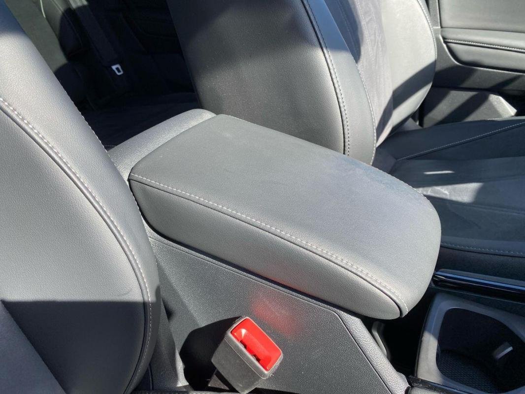 Volkswagen Tiguan - Photo 12