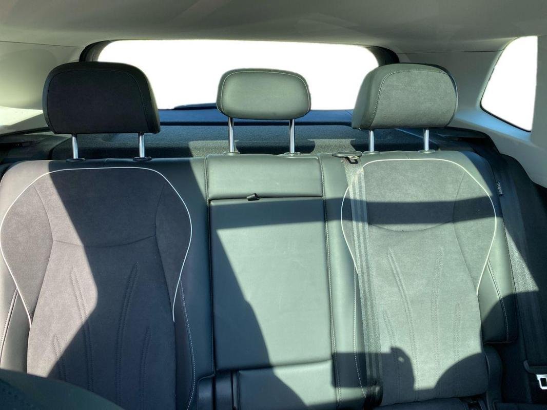 Volkswagen Tiguan - Photo 22