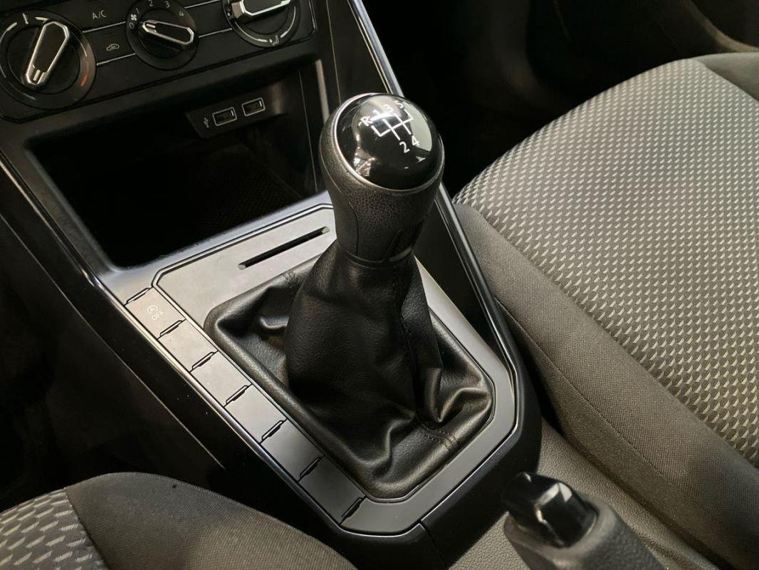 Volkswagen Polo - Photo 11