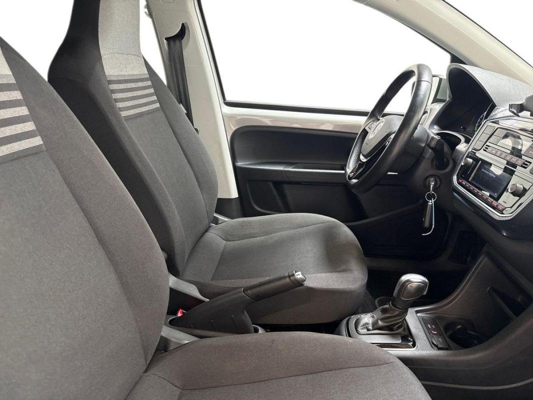 Volkswagen E-Up! - Photo 13