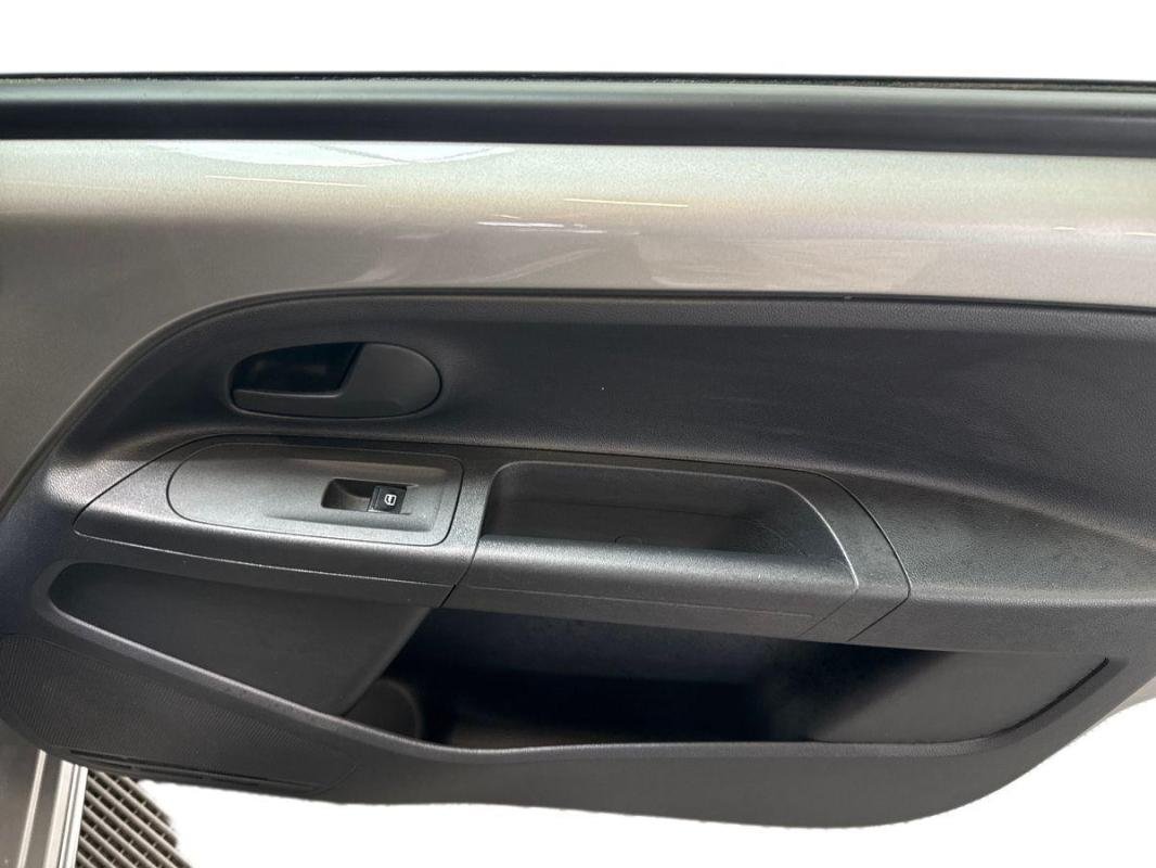 Volkswagen E-Up! - Photo 15