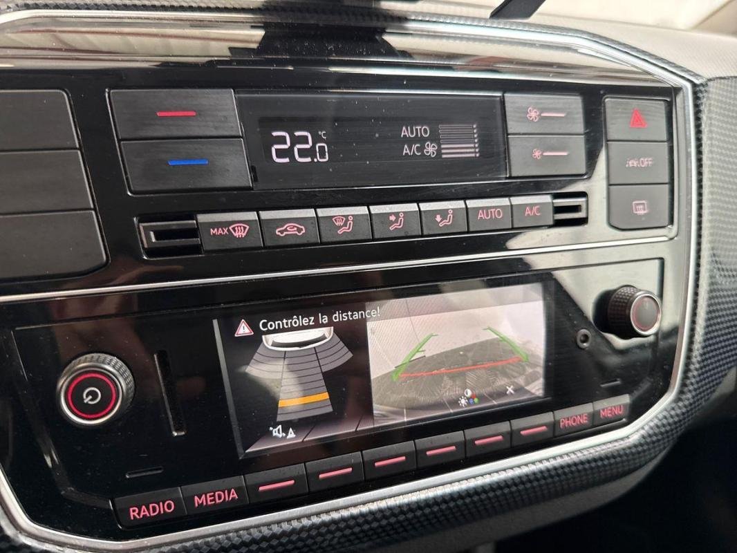 Volkswagen E-Up! - Photo 18
