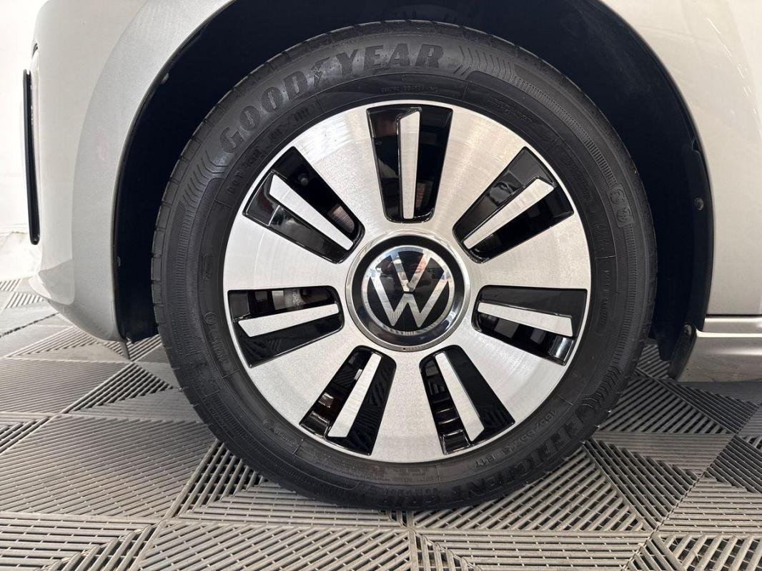 Volkswagen E-Up! - Photo 29