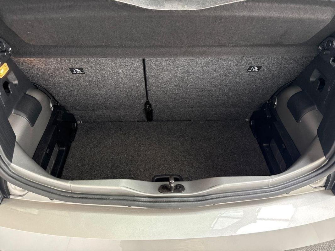 Volkswagen E-Up! - Photo 31