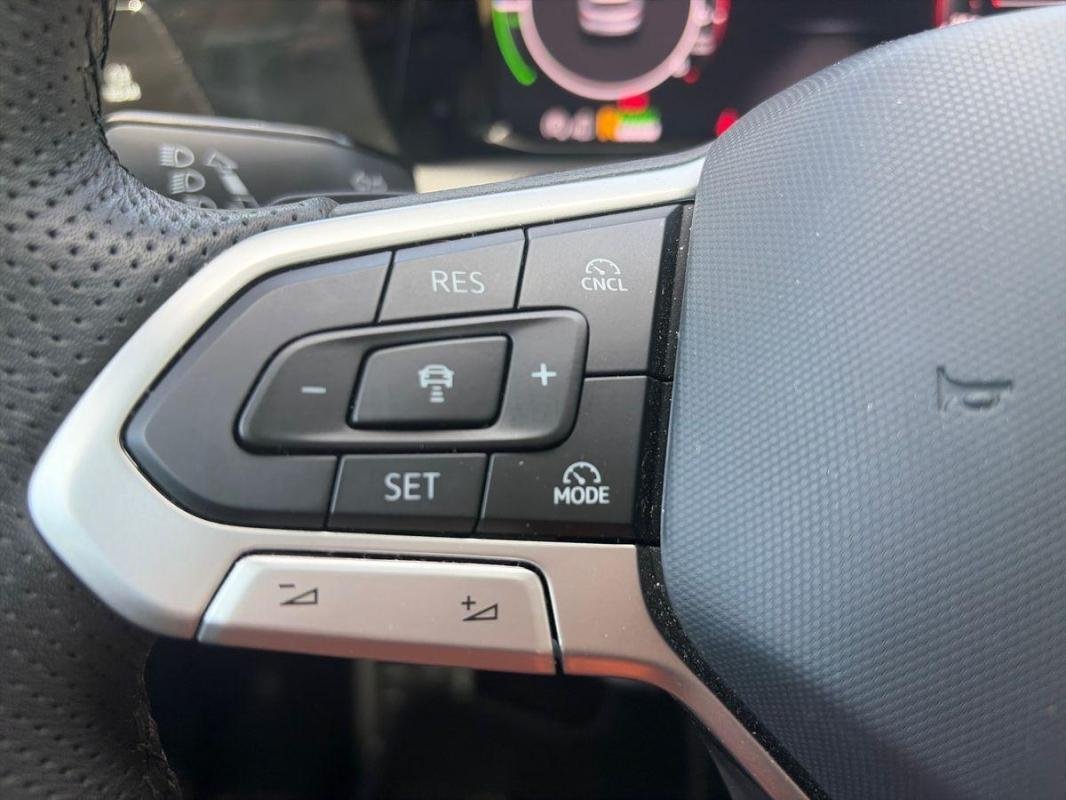 Volkswagen Golf - Photo 21