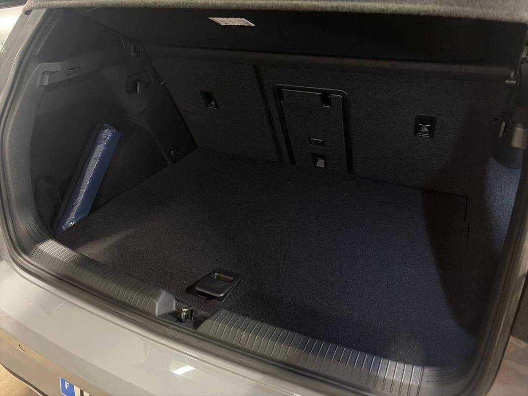 Volkswagen Golf - Photo 32