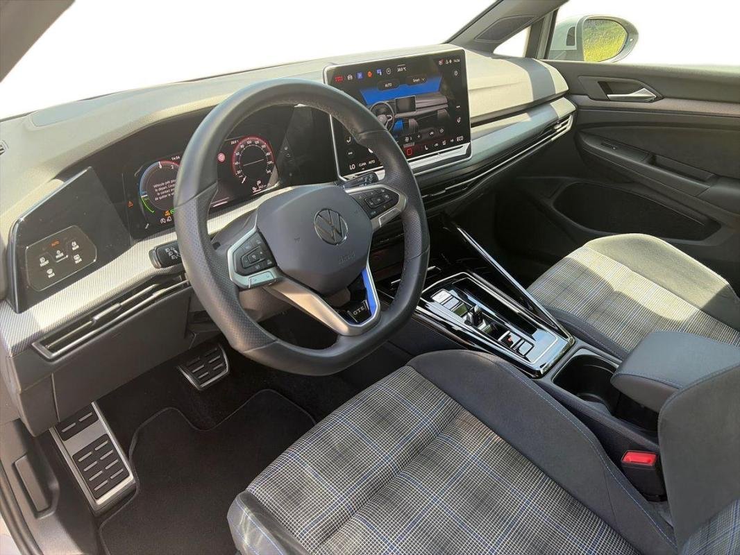 Volkswagen Golf - Photo 9