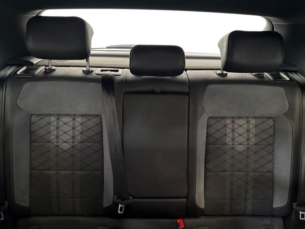 Volkswagen T-Roc - Photo 22
