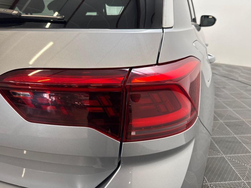 Volkswagen T-Roc - Photo 30