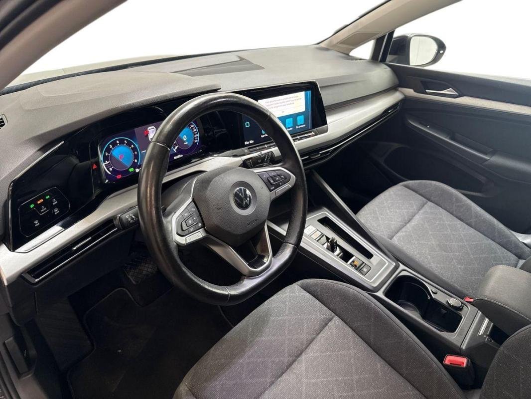 Volkswagen Golf - Photo 9